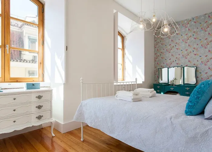 Apartman Chiado 4-bedroom Flat