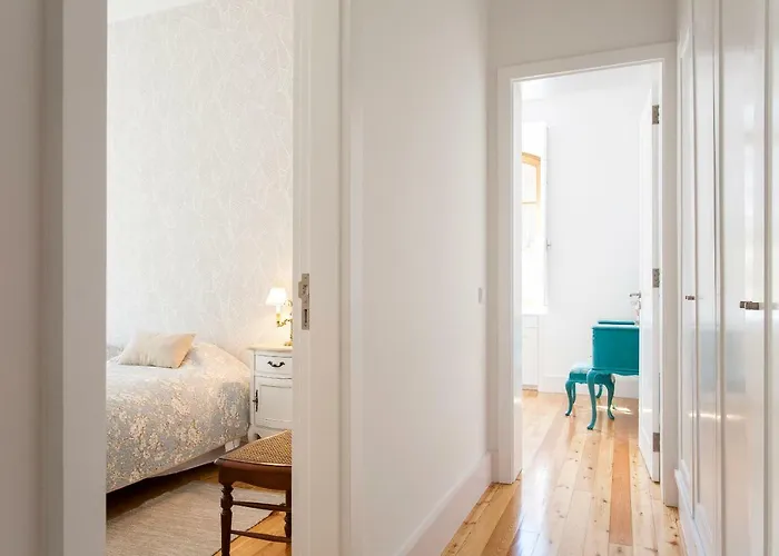 Chiado 4-bedroom Flat Apartamento *