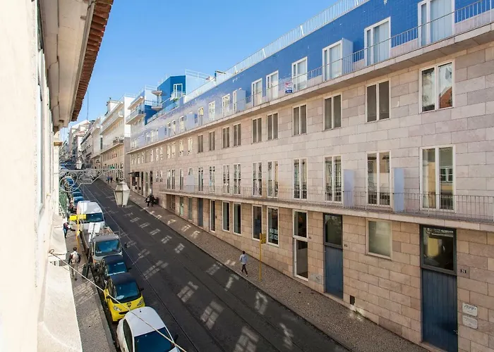 Apartament Chiado 4-bedroom Flat *