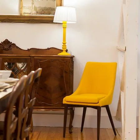 Apartament Chiado 4-bedroom Flat *