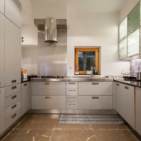 Chiado 4-bedroom Flat Lejlighed *